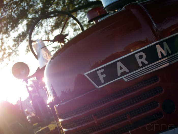 farm vehicle-001